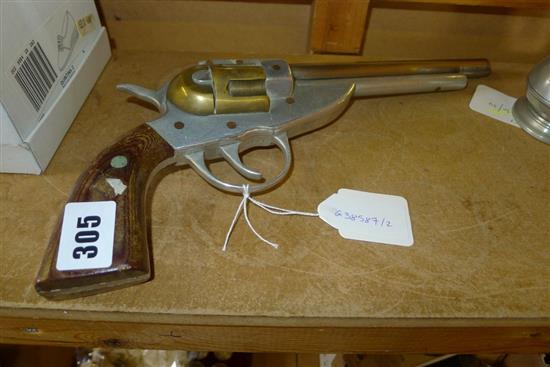Reproductive Colt pistol